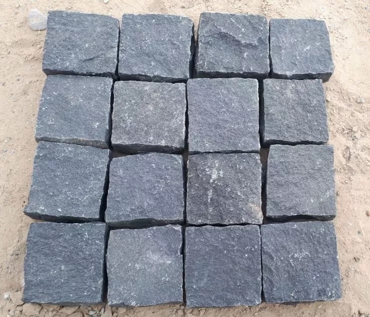 Indian Rough Finish Black Granite Cube Stone Cobbles Setts - Application: Apartment