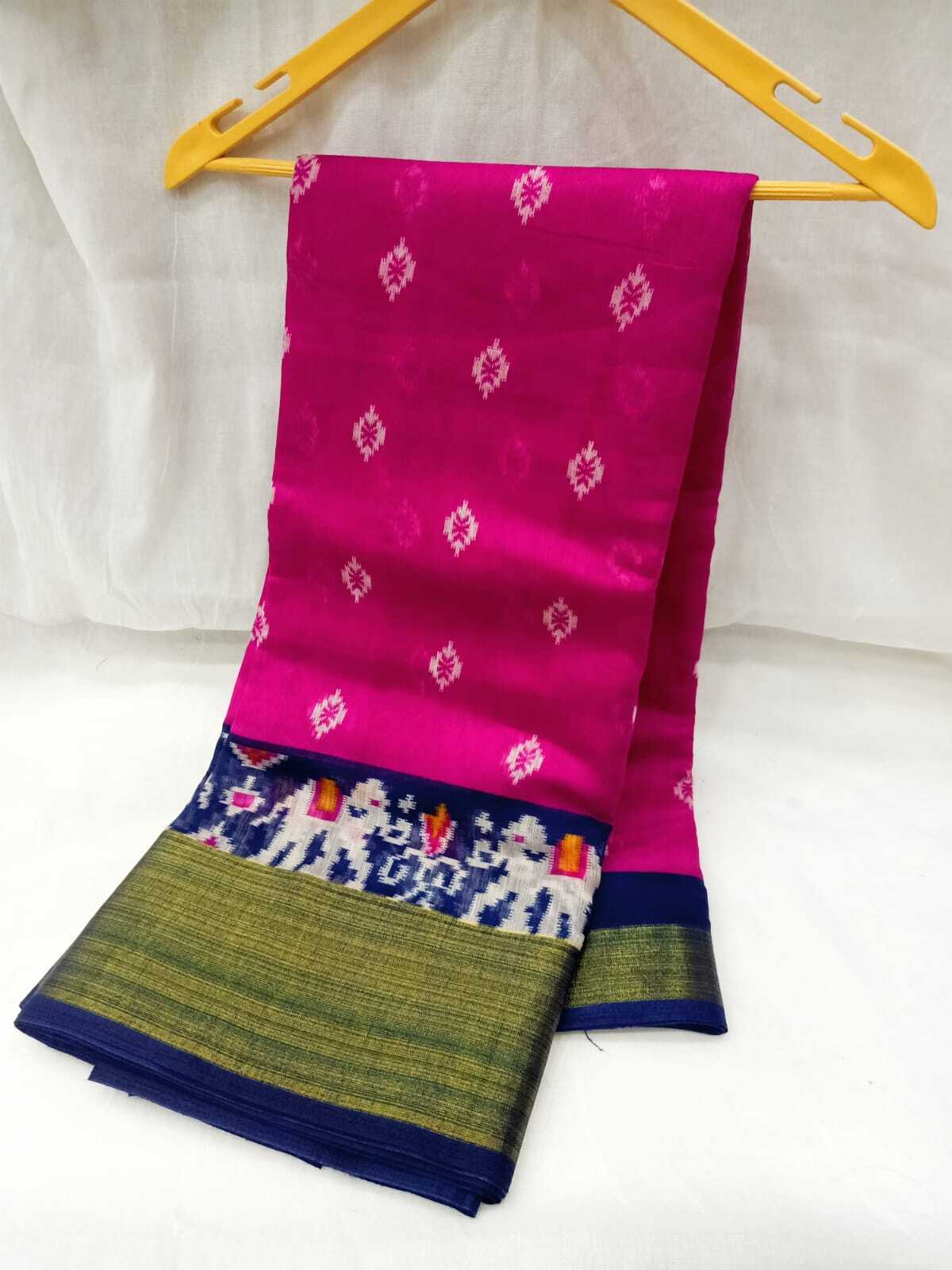 Cotton Saree2 - Cotton, Printed, Running Contrast Blouse | Breathable, Washable, All Season, Ethnic Indian Design With Amazing Border