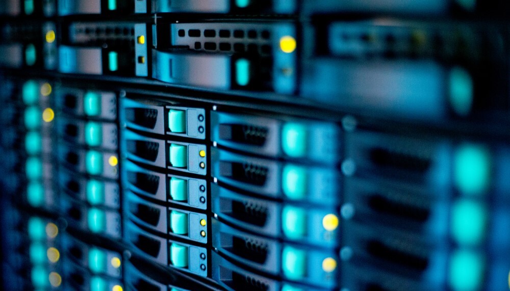 Data Center Solutions - 19-inch Server Racks , Redundant Power Supply , Air-conditioned Cooling System , Fiber Optic Network Connectivity , Cctv Physical Security , Ssd/hdd Data Storage , Vmware/hyper-v Virtualization
