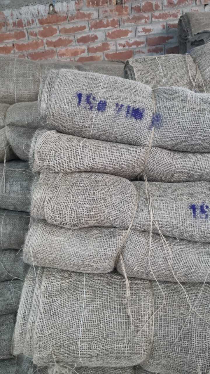 Hessian Cloth For Curing Purpose - Jute, 5 Oz. | Soaks Water For Moisture Absorption In Agriculture & Infrastructure Applications