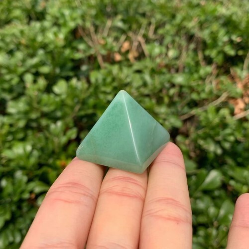 Natural Green Aventurine Gemstone Crystal Pyramid - 2 Inch A+ Grade Natural Stone, Sparkly Green Color, Ideal For Energy Healing And Meditation