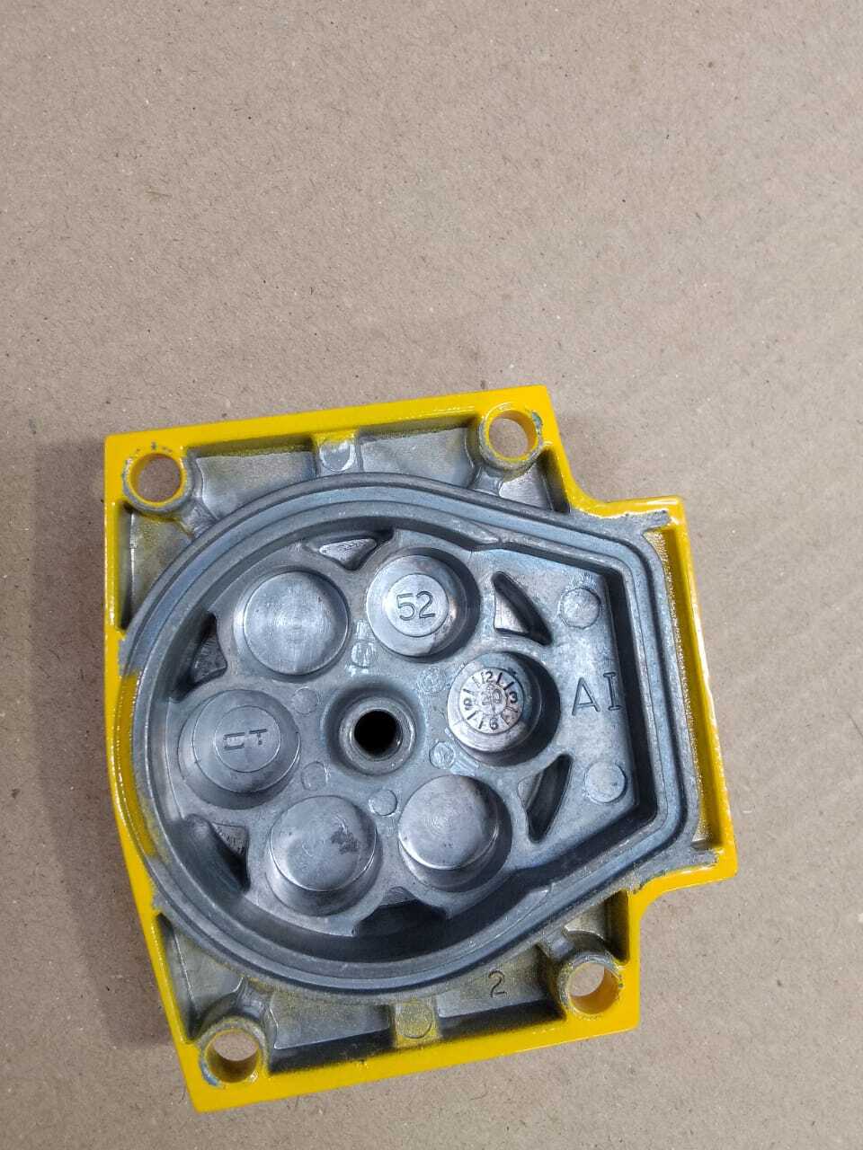 End Cap 52 - Yellow Ingot Cast, Available In Various Sizes | Industrial-grade Quality Assurance With Defect-free Guarantee