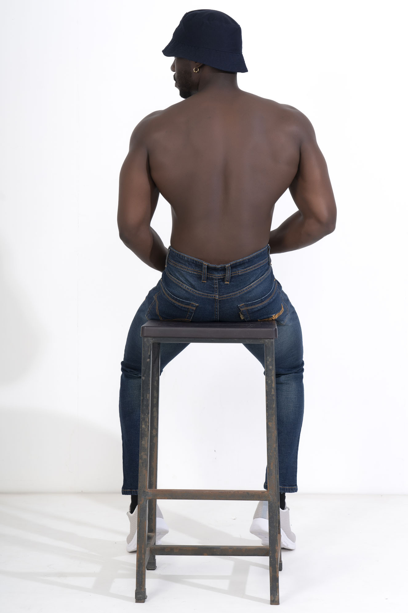 Denim King Age Group: >16 Years