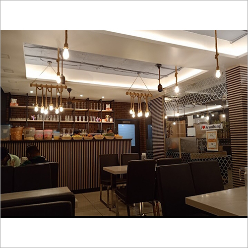 ब्लैक एसएस डाइनिंग टेबल सेट