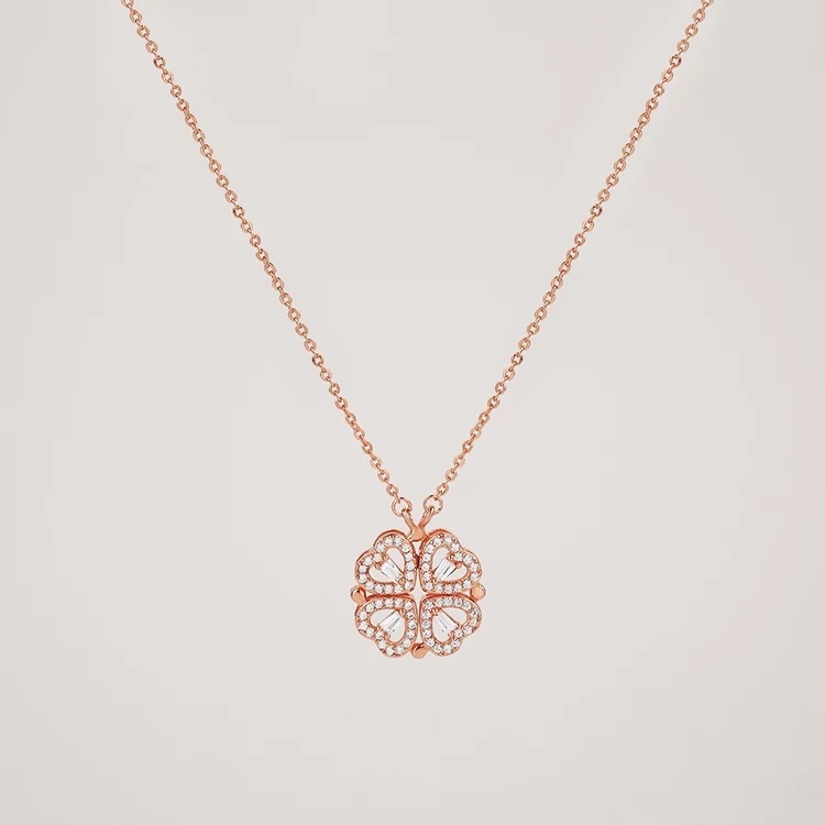 Rosegold-plated Two In One Magnetic Hearts Clover Pendant Necklace Gender: Women