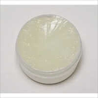 प्राकृतिक पेट्रोलियम जेली सामग्री: हर्बल