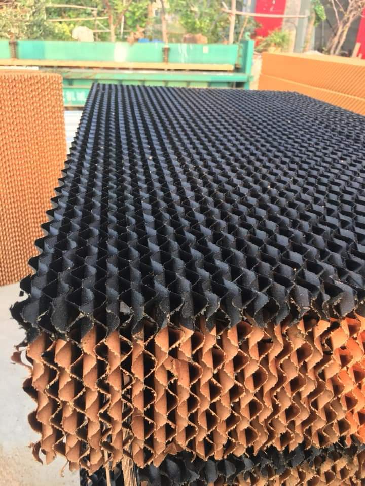 Brown And Green Brown Evaporative Cooling Pad Wholesaler In Banka Bihar