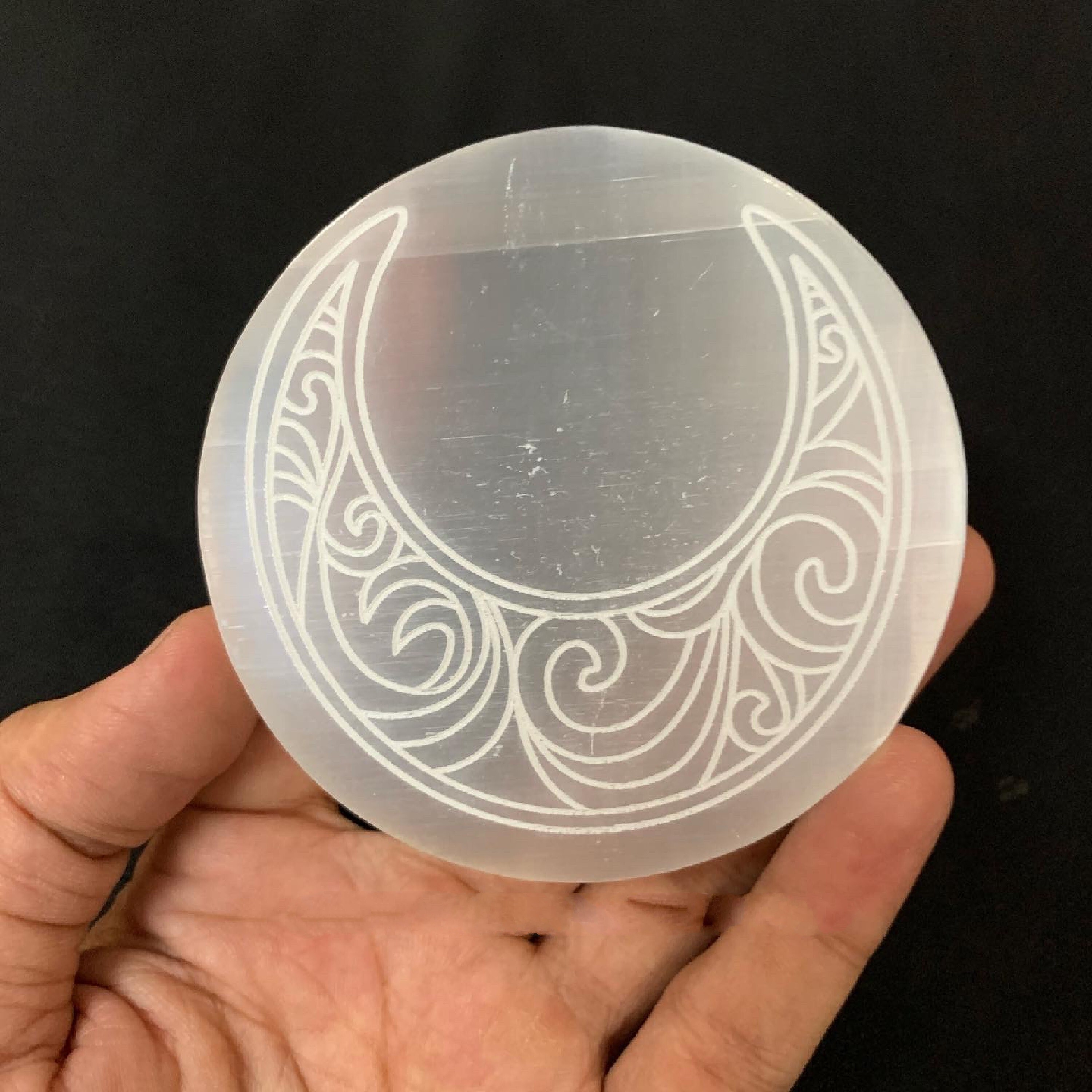 Natural Selenite Charging Plate With Moon Symbol Engraved - Natural Material Free Size White Color 100 Gm Weight | Round Brilliant Cut Design Elegant Engraving