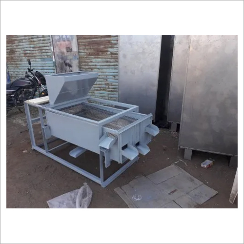Khadh Sorting Grading Machine Capacity: 250 Kg - 2 Tons Kg/Hr