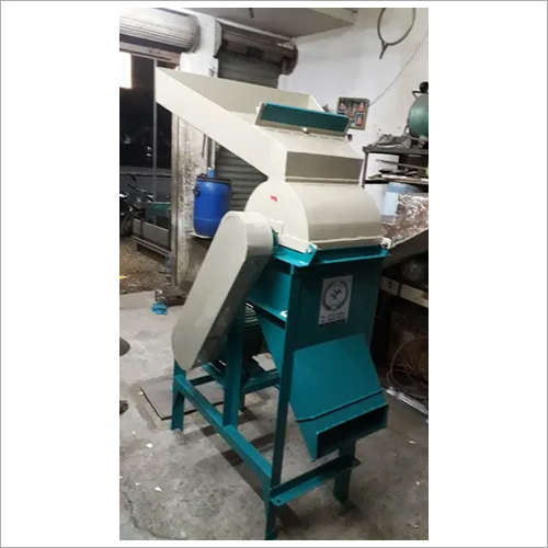 Dung Powder Crusher Machine Capacity: 35 - 350 Kg/Hr