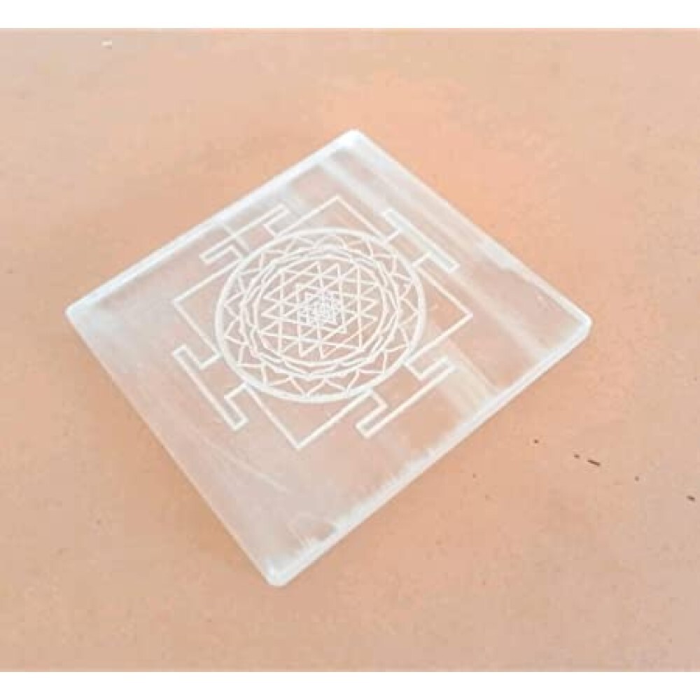 Natural Selenite Charging Plate With Shri Yantra Symbol Engraved - Round Brilliant Cut, 100 Gm White Natural Stone | Grade A+