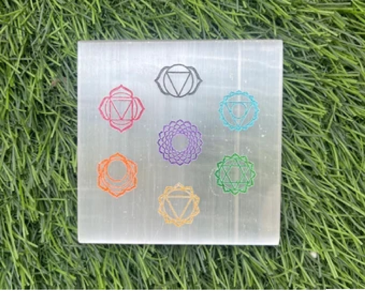 Natural Selenite Charging Plate With Seven Chakra Colored Engraved Symbol - Aaa Grade, Free Size, White Natural Stone, 100 Gm Weight | Vibrant Chakra Symbols, Cleansing And Purifying Properties