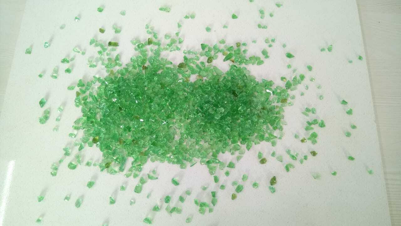 Color Coated Silica Sand - 16-24 Mesh Size | Water Proof, Lightfast Pigment, Polished Finish, Ideal For Paint And Grout Applications