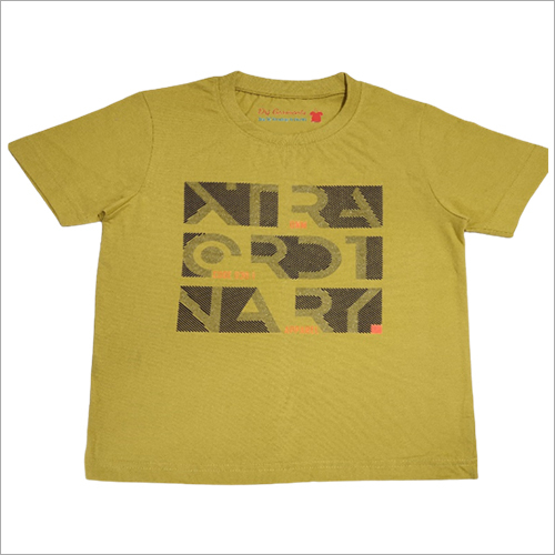 ग्लिटर प्रिंट लड़कों की टी शर्ट