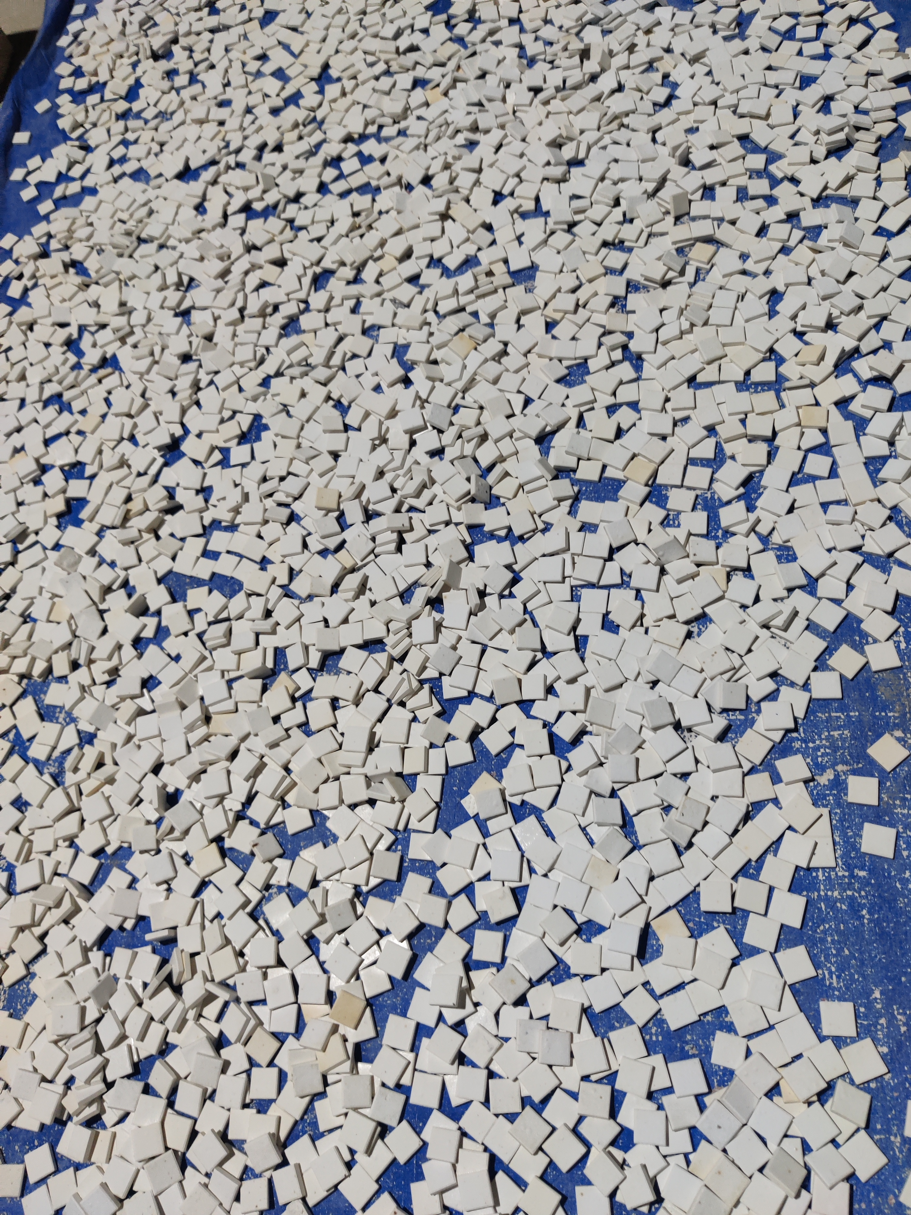 High Alumina Tile - Ceramic Type: Ceramic Plates
