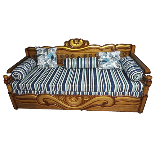 टिकाऊ थ्री सीटर वुडन सोफा सेट