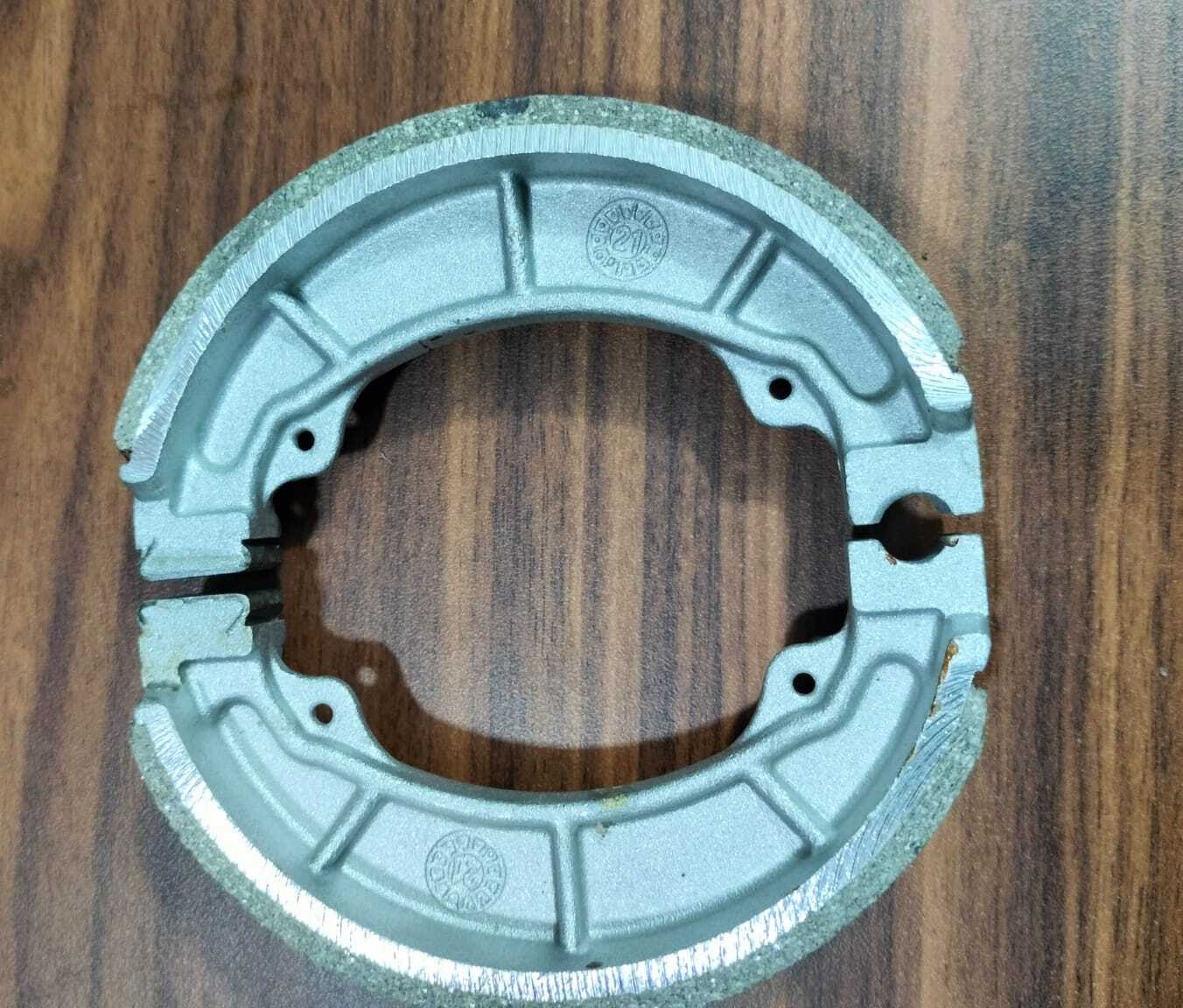 Mahindra Duro Brake Shoe - Non-asbestos Aluminum, 130 X 28mm Size | Durable Brake Shoes For Optimized Stopping Performance