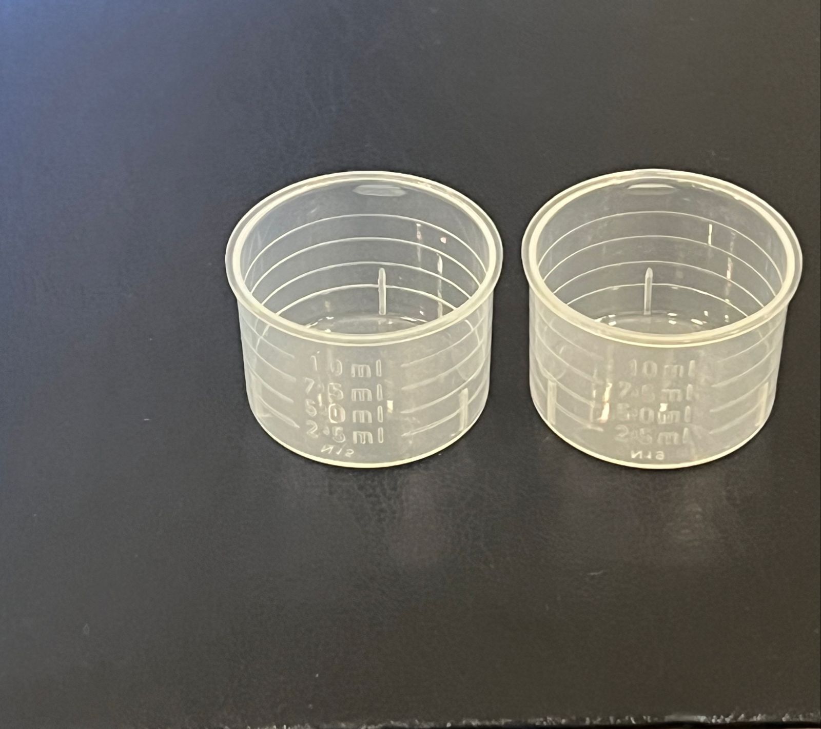 28mm/10ml Pharma Measuring Cup - Color: Transparent