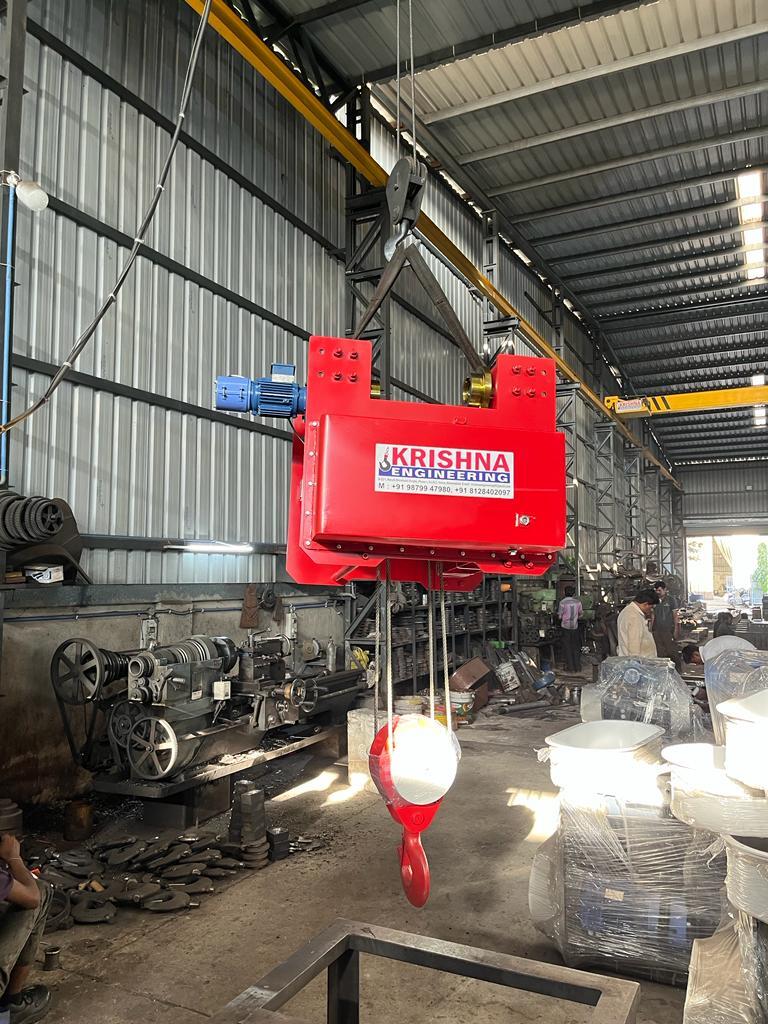 Electrical Wire Rope Hoist Capacity: 1 To 15 Ton Ton/day