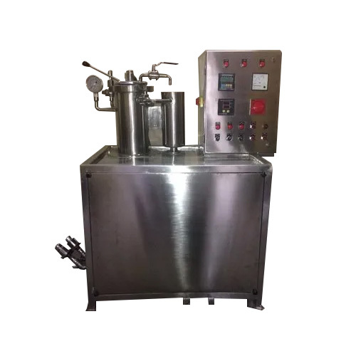 Polyester Yarn Dyeing Machine - Stainless Steel, Semi Automatic, 5-500 Kg Capacity | Enhanced Efficiency And Durability