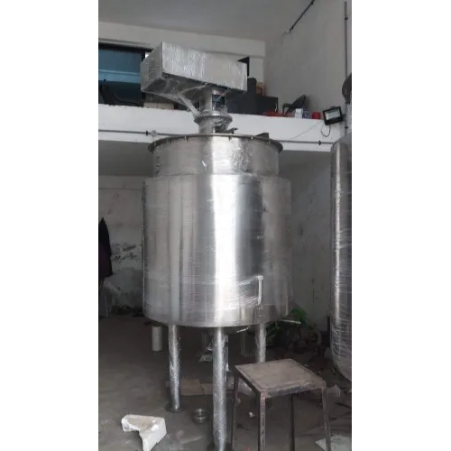 जैकेटेड रिएक्शन वेसल्स क्षमता: 1000-10000l लीटर/दिन