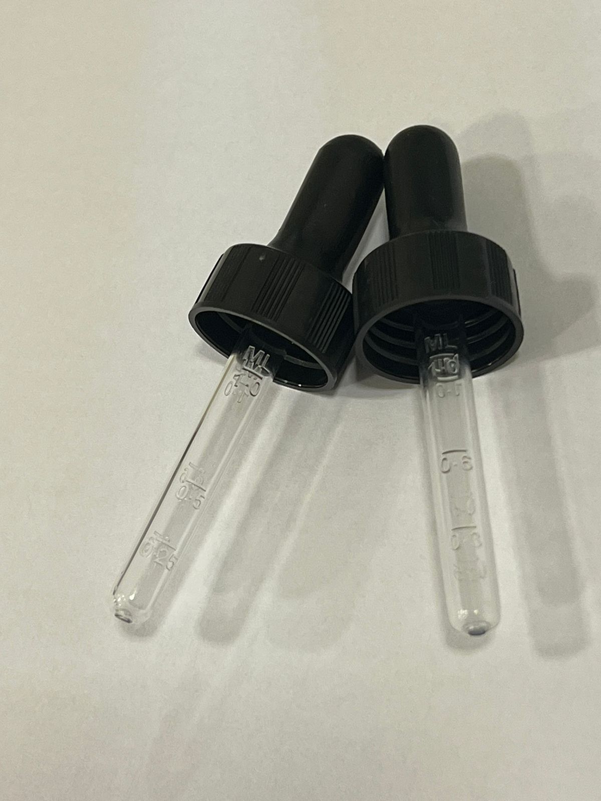 22mm Pharma Dropper Assembly - Color: Black