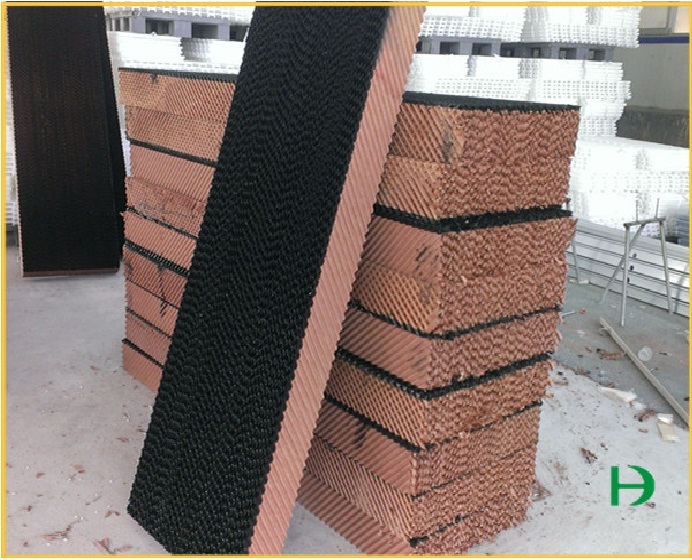 Brown And Green Brown Evaporative Cooling Pad In Bijnor Uttar Pradesh