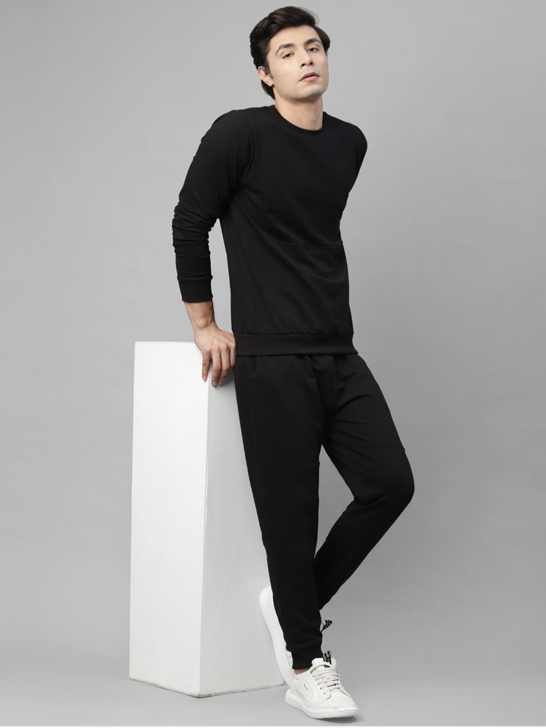 Men's Fleece Tracksuit - 80% Cotton / 20% Polyester, Regular Fit Black | Side Pockets, Anti-wrinkle, Cool Dry, Quick Dry, Breathable