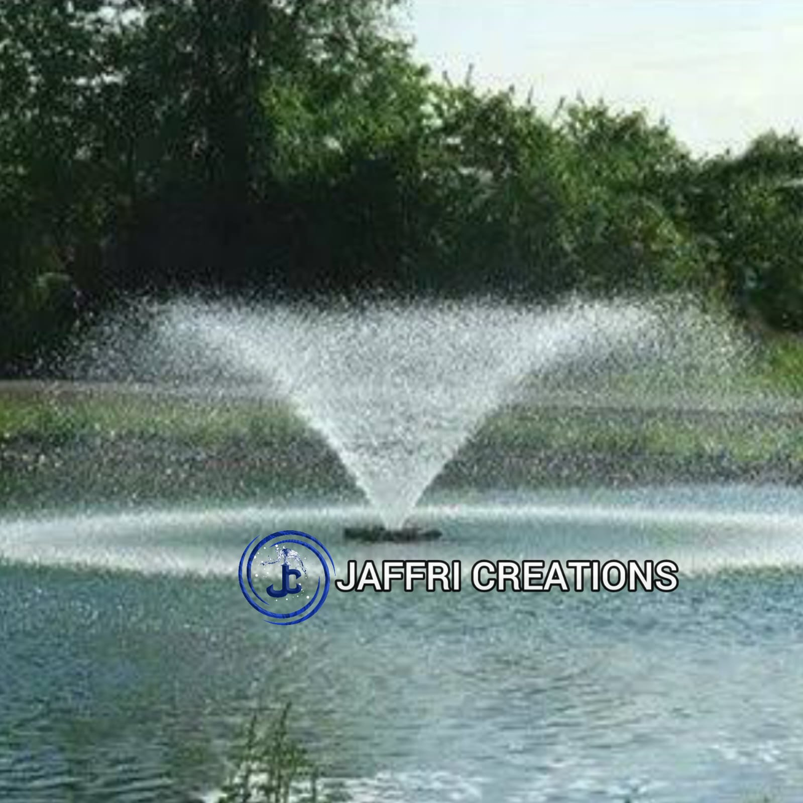 Frp Floating Fountains - 4ft Diameter, 2hp Single Phase 220v, 10'-12' Water Spray Height, 100' Mooring Line , Led Lights For Stunning Evening Effects