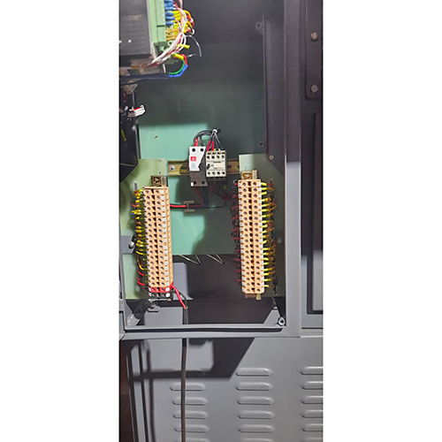 वाणिज्यिक विद्युत रखरखाव सेवाएं