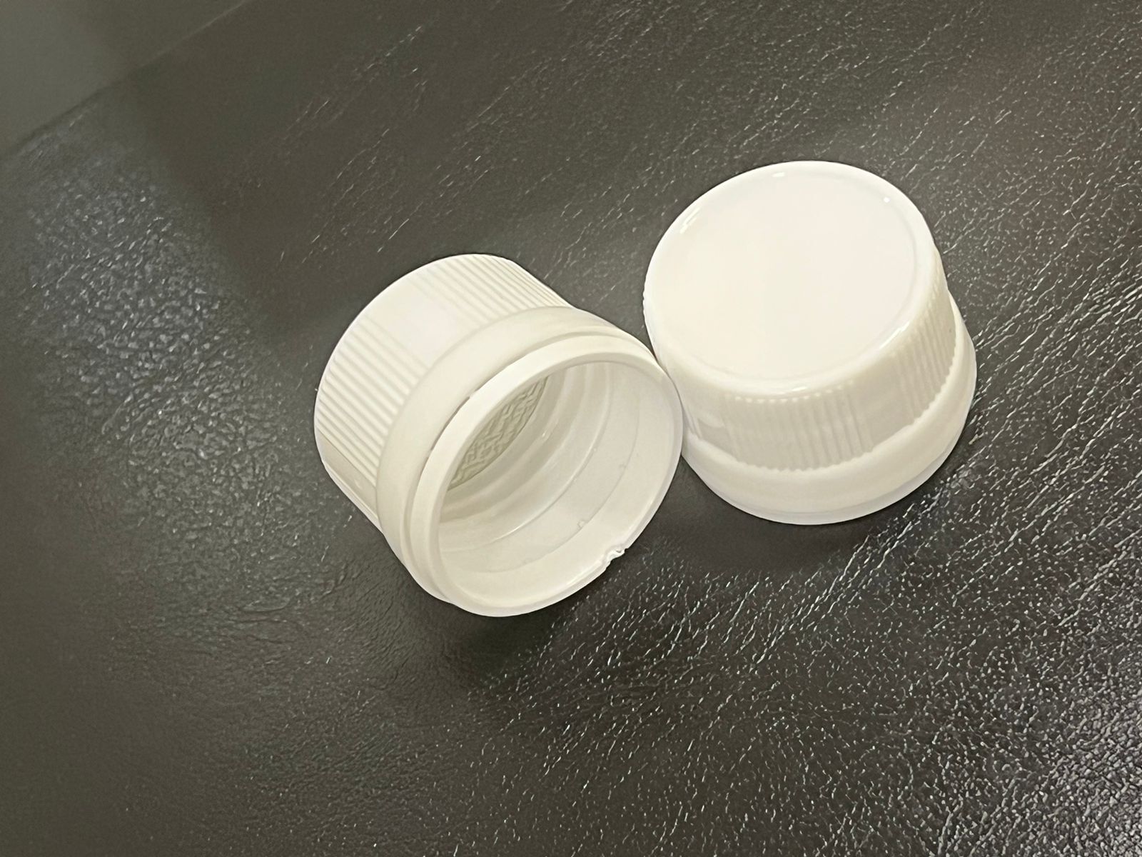 28mm Pilfer Proof Cap With Glass Induction Wad - Color: White