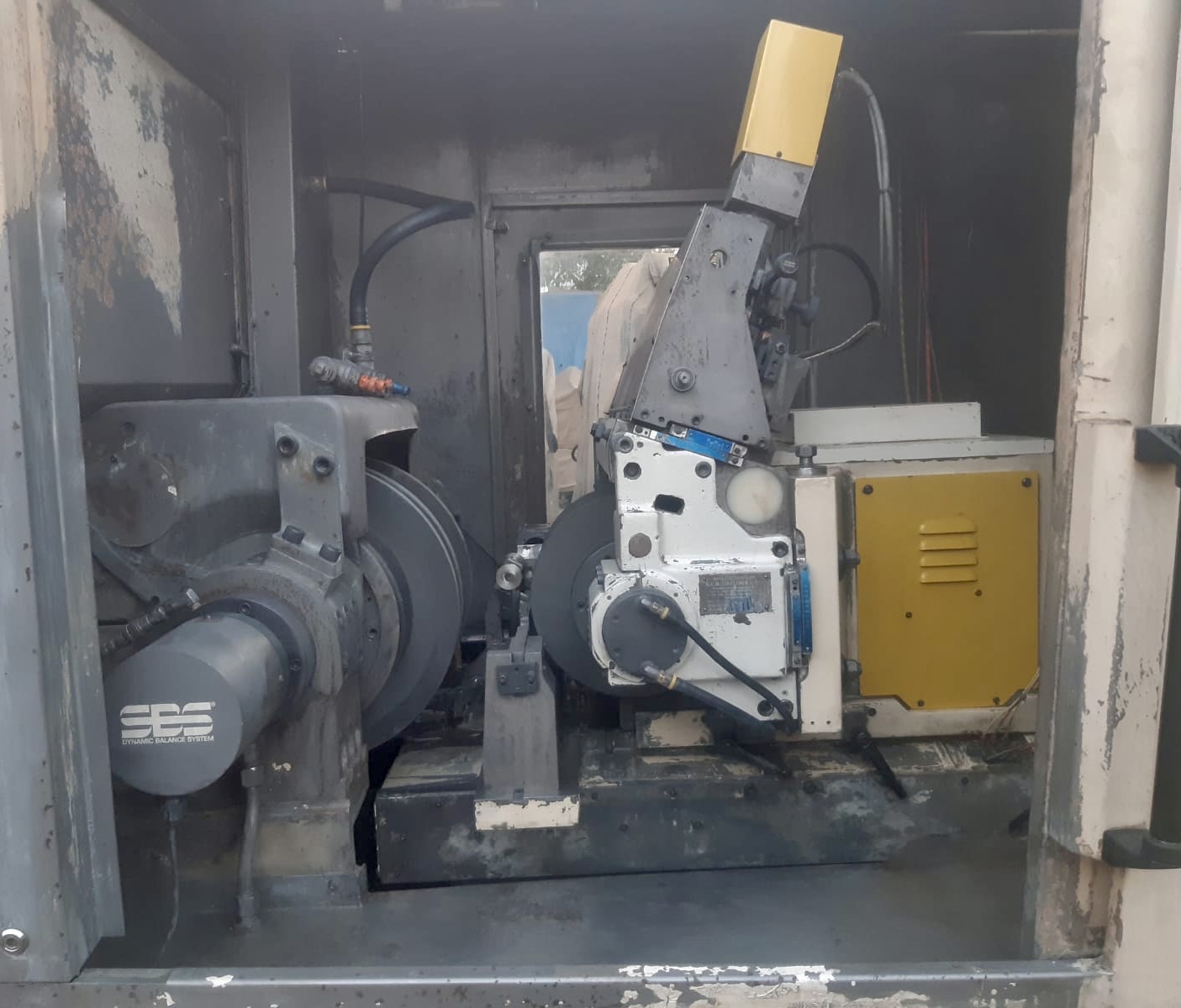 Cnc Centreless Grinding Machine Cincinnati 340-20 Twin Grip - Feature: High Performance