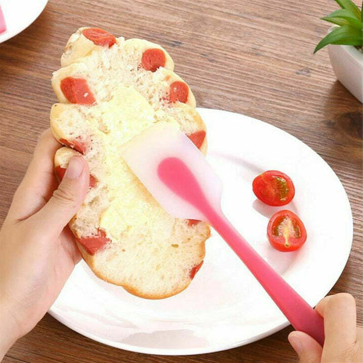 Silicone Non-stick Heat Resistant Spatula - 25x5x2 Cm , Mix Color, Plastic Material, Lightweight Design For Effortless Cooking