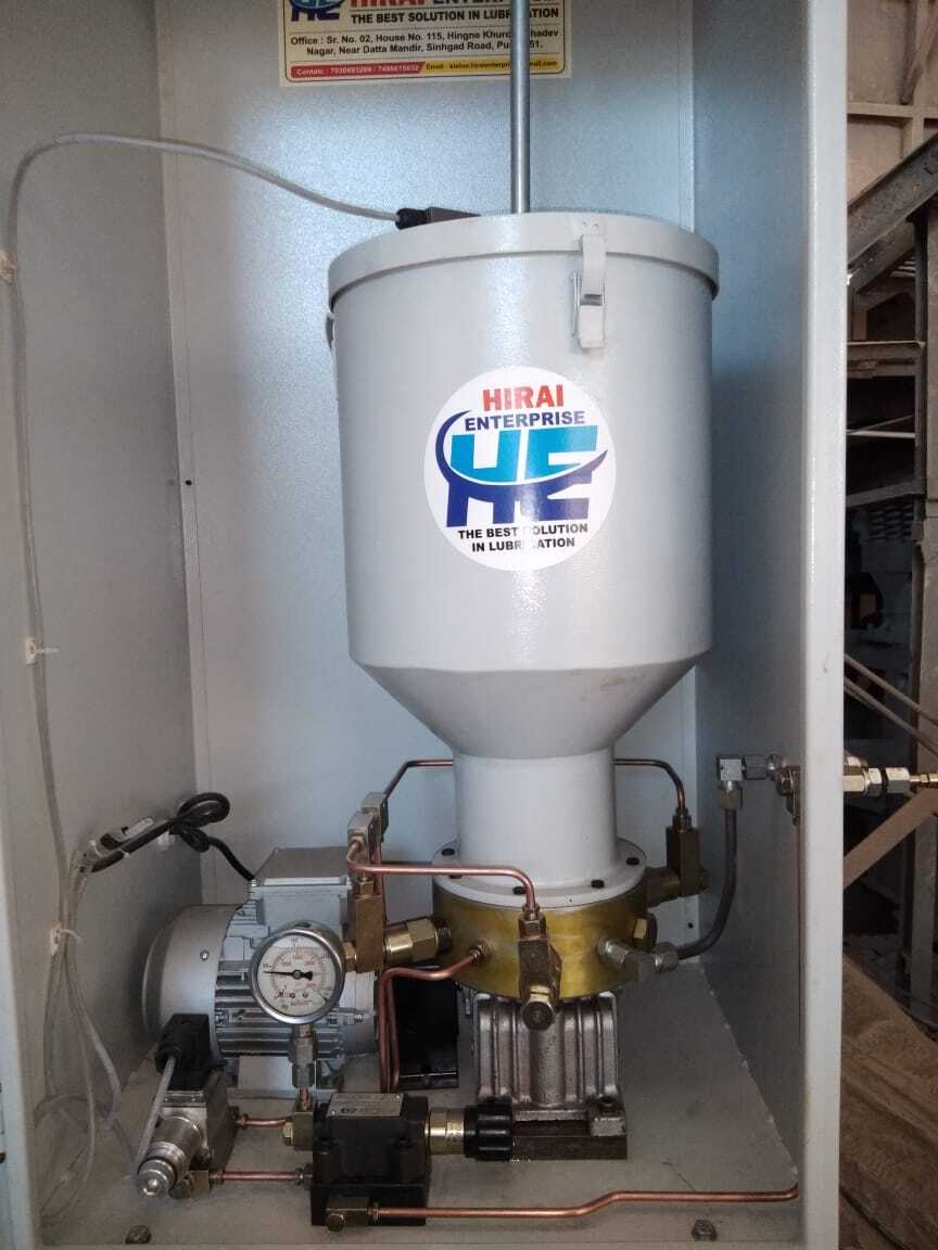 Radial Grease System For Primary Stone Crusher Capacity: 30 Kg/hr