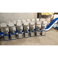 स्ट्रांग माइल्ड स्टील पूरी तरह से स्वचालित काजू काटने की मशीन