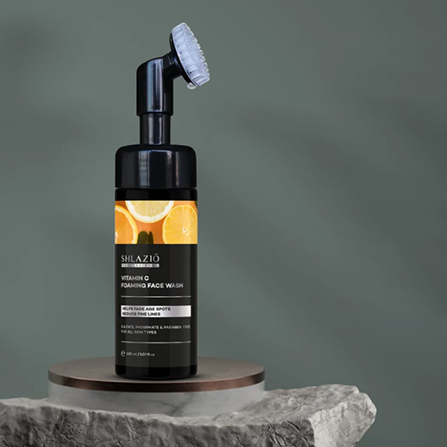 150 Ml Vitamin-c Foaming Face Wash - Liquid Gel Form, Ideal For Normal Skin | Smudge Proof, Enriched With Minerals, Easy To Use