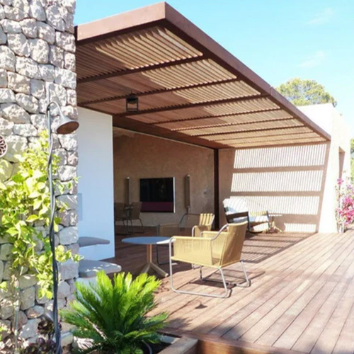 मशीन से बना लकड़ी का गज़ेबो