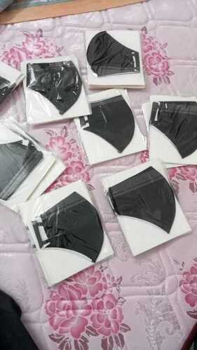 फेस मास्क