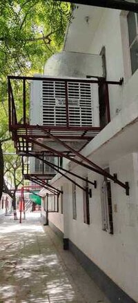 व्हाइट/ग्रे प्लास्टिक इंडस्ट्रियल डेसर्ट एयर कूलर