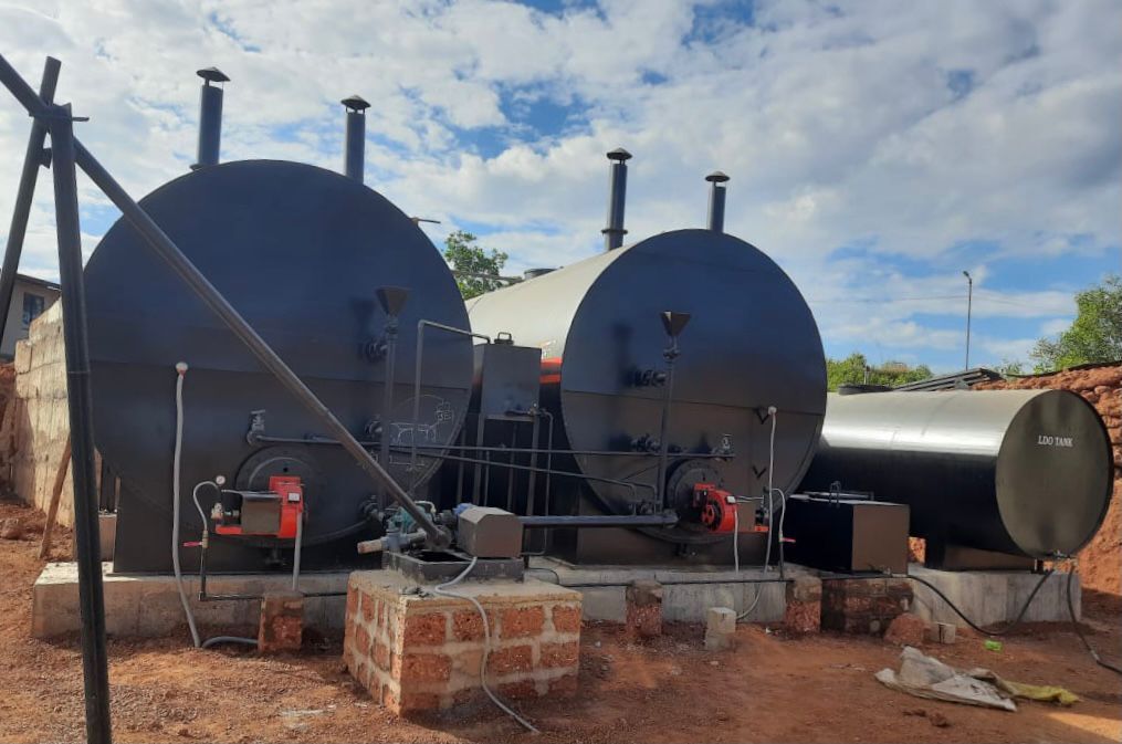 Asphalt Drum Mix Plant - Mild Steel 1000 Kg Weight | Automatic Operation Plc Control Yellow Finish Computerized System