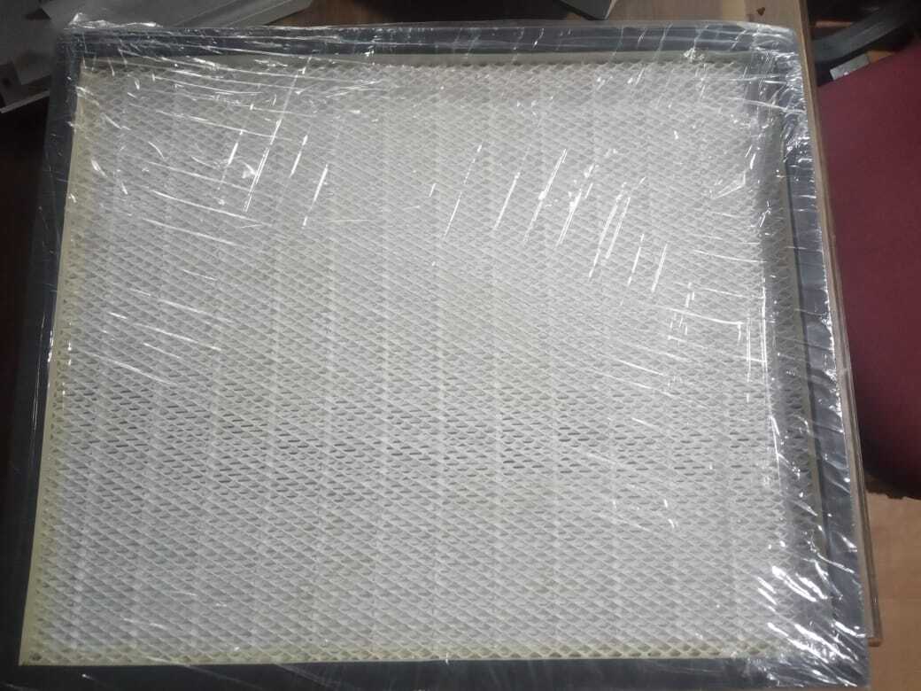 White Mini Pleate Hepa Filter