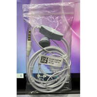 व्हाइट वायर्ड ईयरफोन बॉडी मटेरियल: प्लास्टिक