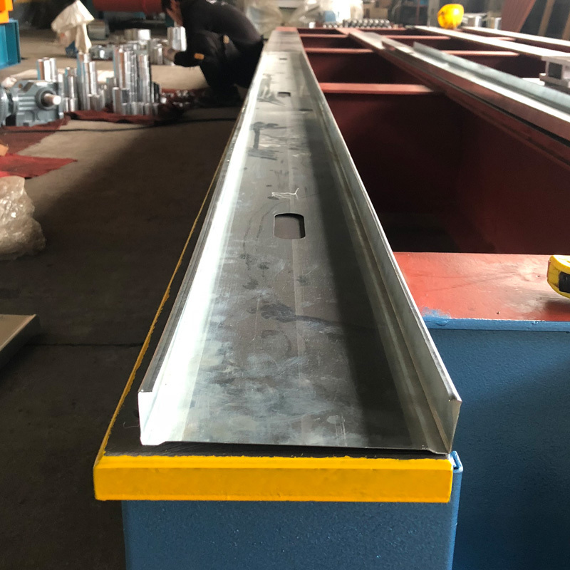 Automatic Stud And C Channel Roll Forming Machine