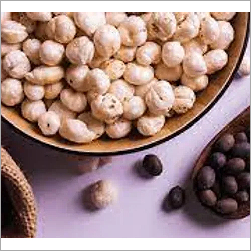 व्हाइट फॉक्स नट्स