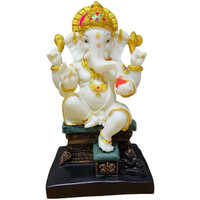 टिकाऊ बैठी भगवान गणेश की प्रतिमा