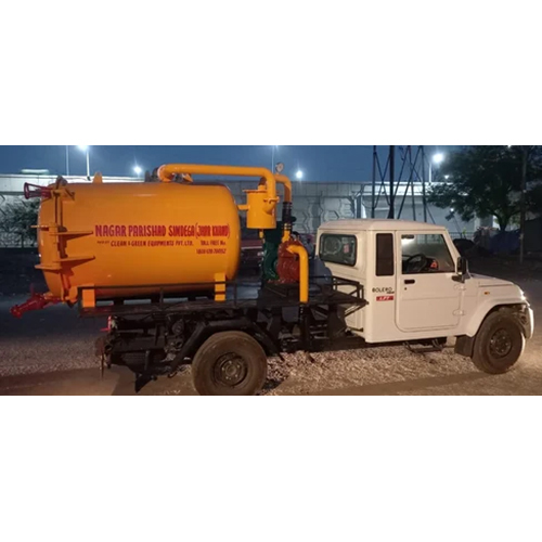 Chassis Mounted Sewer Suction Machine Capacity: 1000 Liter/day