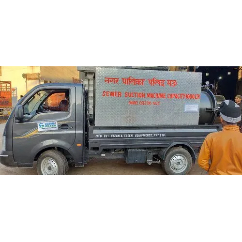 Chassis Mounted Sewer Suction Machine Capacity: 1000 Liter/day