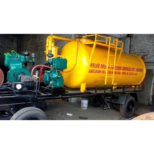 Trailer Chassis Mounted Sewer Suction Machine Capacity: 3800 Liter/day