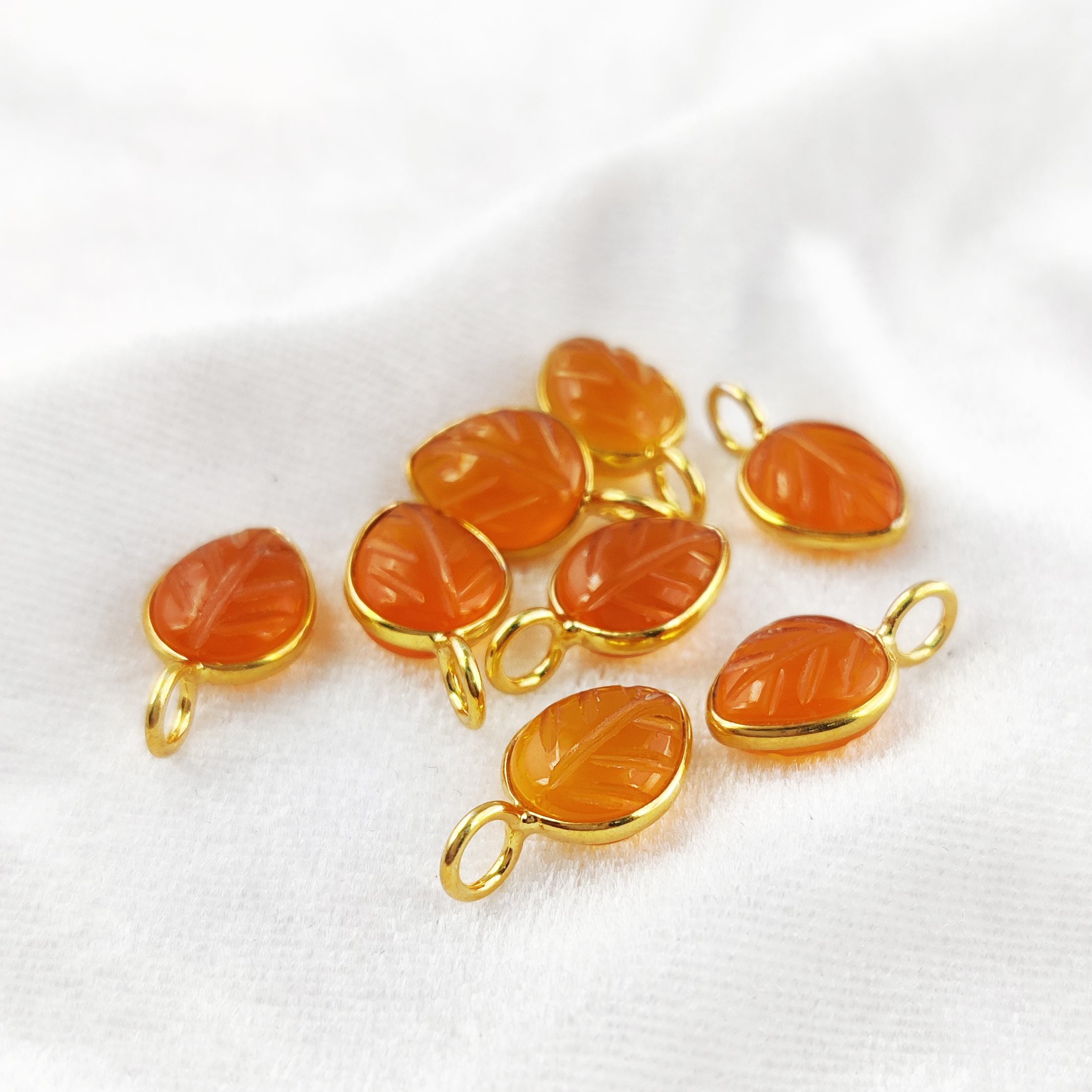 Leaf Carving Carnelian 10x8mm Gold Vermeil Silver Bezel Set Pendant Size: Stone Size 10mm