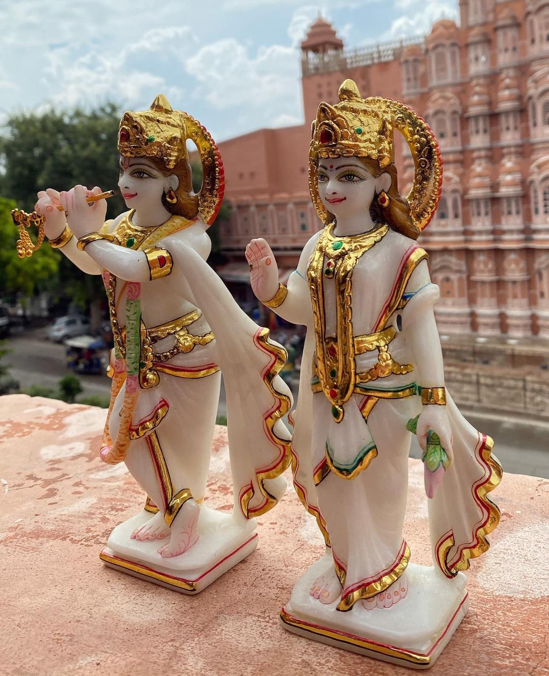 Marble Radha Krishna Statue